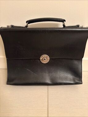 Black Leather  BREE vintage Briefcase with Top Handle
